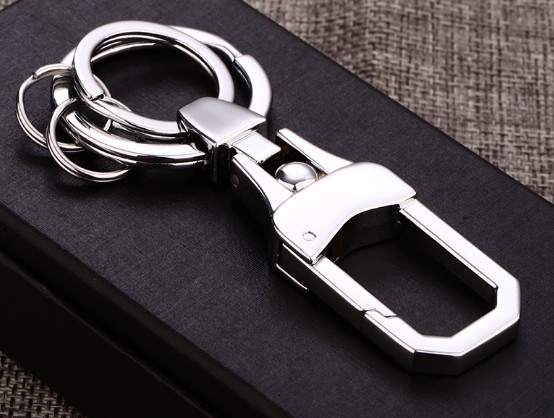 Classic zinc alloy keychain