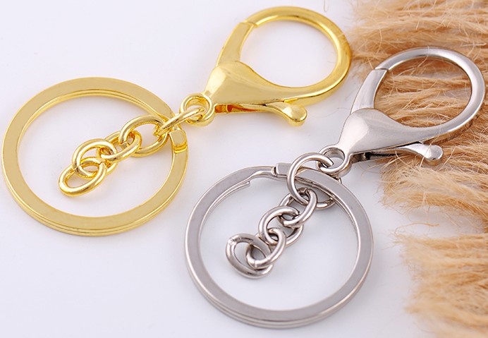 Classic simplicity alloy keychain