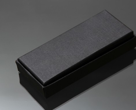 Rectangular black keychain box