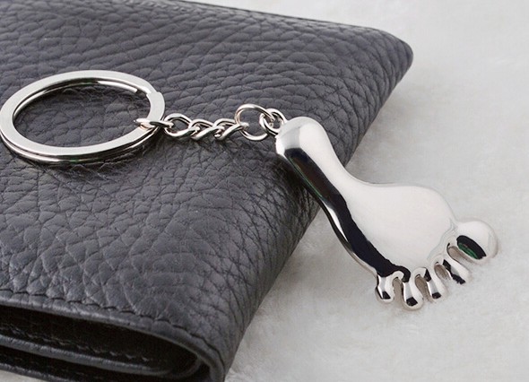 Barefoot alloy keychain